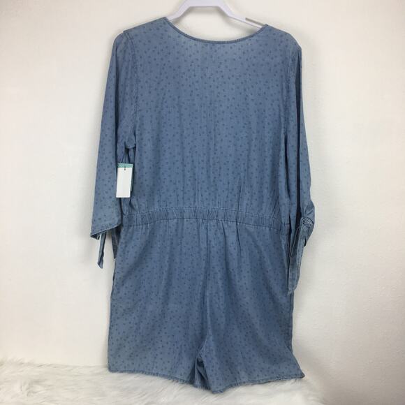 Susina L V-Neck Stripe Chambray Romper RK407723MI - Picture 10 of 14